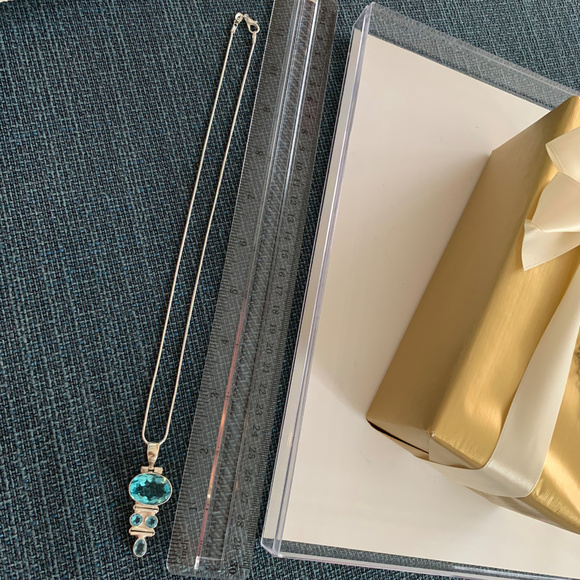 Gorgeous Faceted Blue Topaz 925 Pendant and Chain - Picture 7 of 7